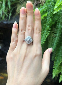 Diamond Ring Set in 18 Karat White Gold