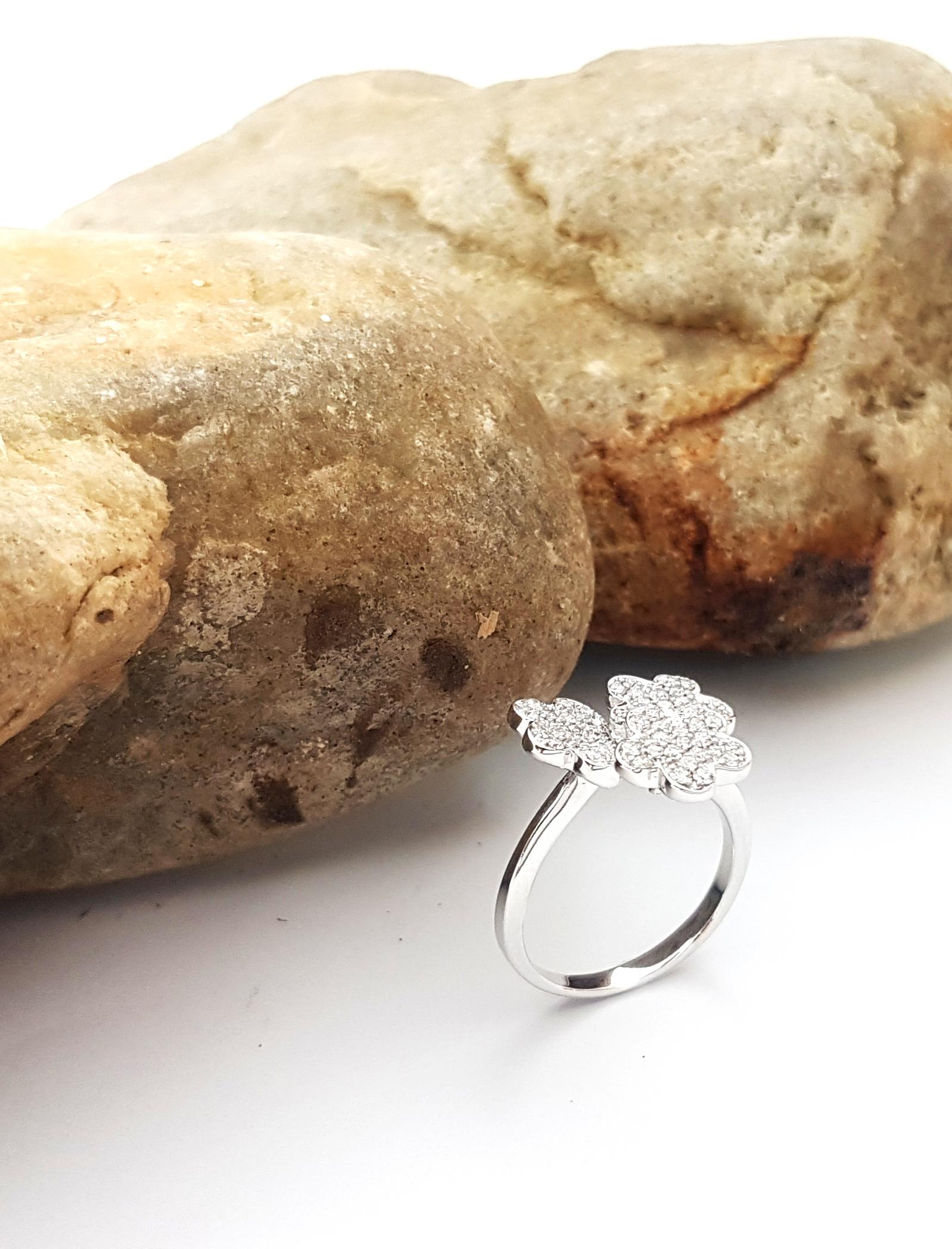 Diamond Ring set in 18 Karat White Gold Settings For Sale 4