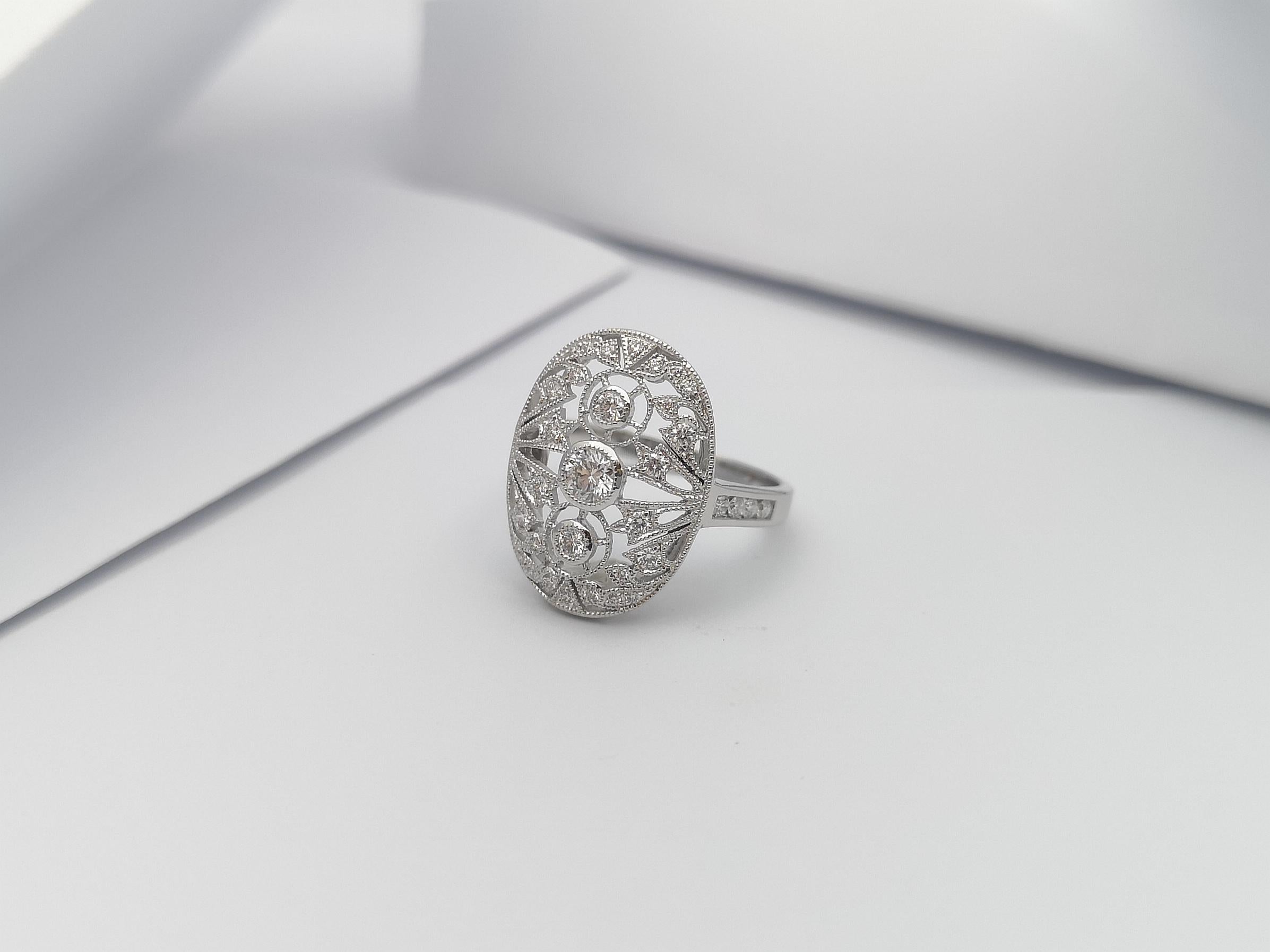 Diamond Ring Set in 18 Karat White Gold Settings For Sale 8