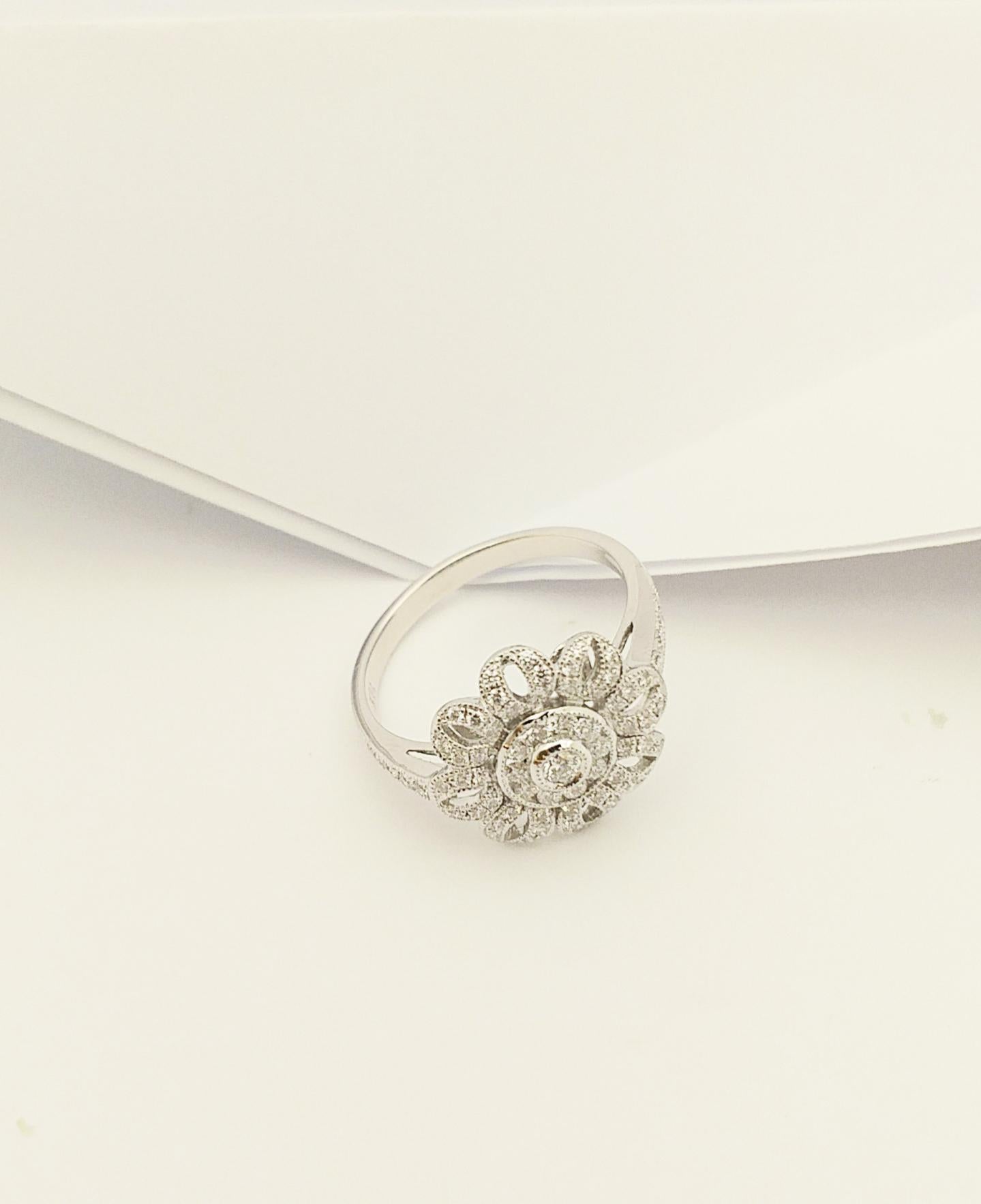 Diamond Ring Set in 18 Karat White Gold Settings For Sale 9