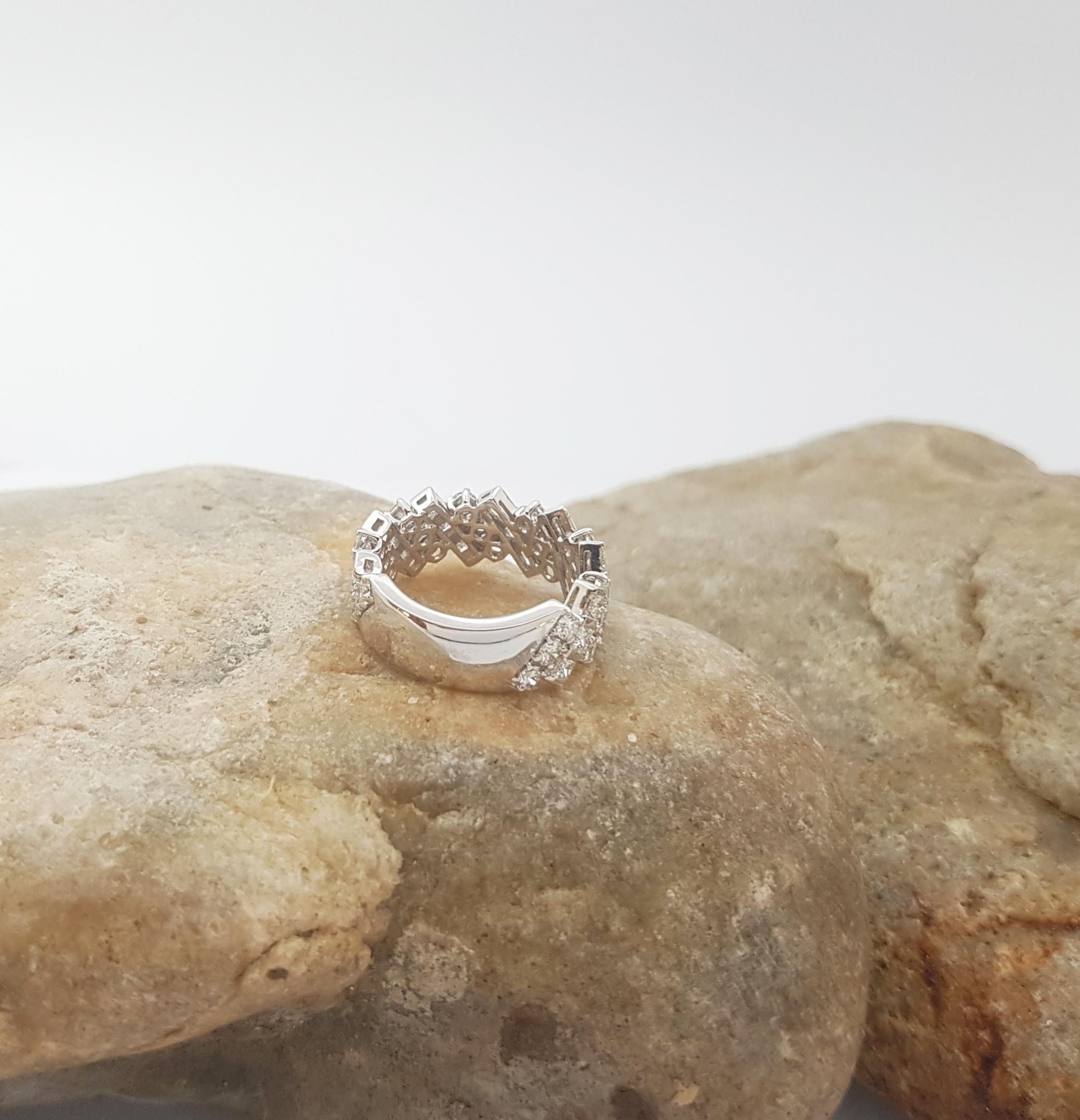 Diamond Ring set in 18 Karat White Gold Settings For Sale 11