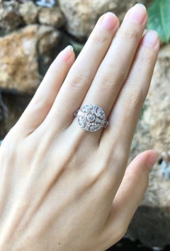 Diamond Ring Set in 18 Karat White Gold Settings