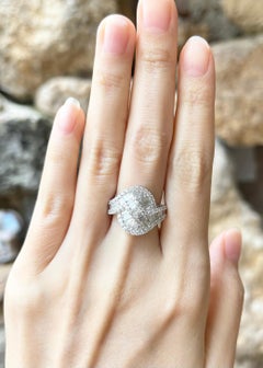 Diamond Ring set in 18 Karat White Gold Settings
