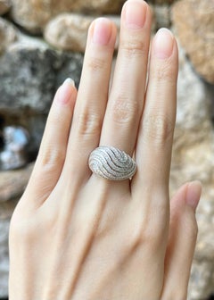 Diamond Ring set in 18 Karat White Gold Settings