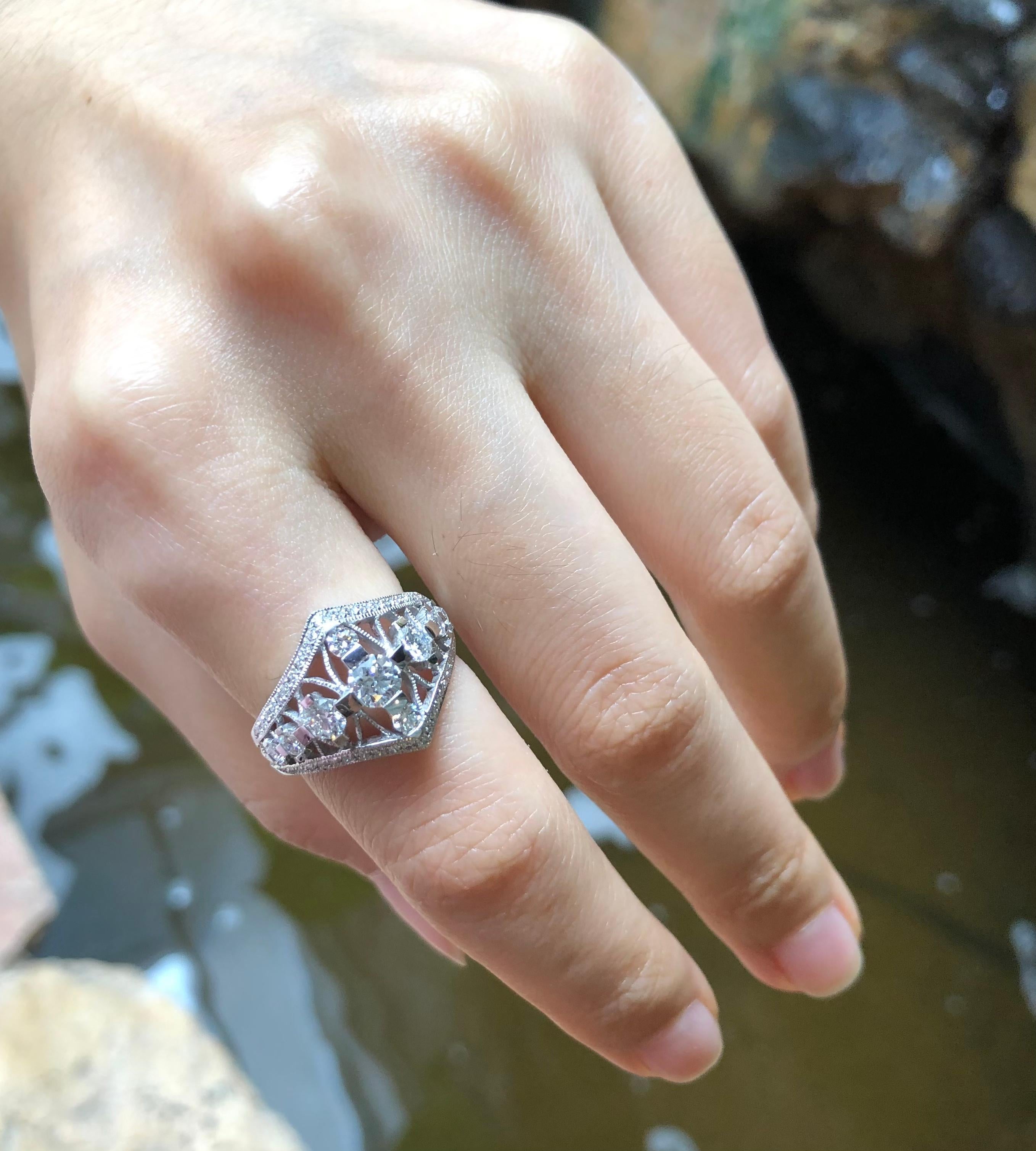 Taille mixte Bague en or blanc 18 carats sertie d'un diamant en vente