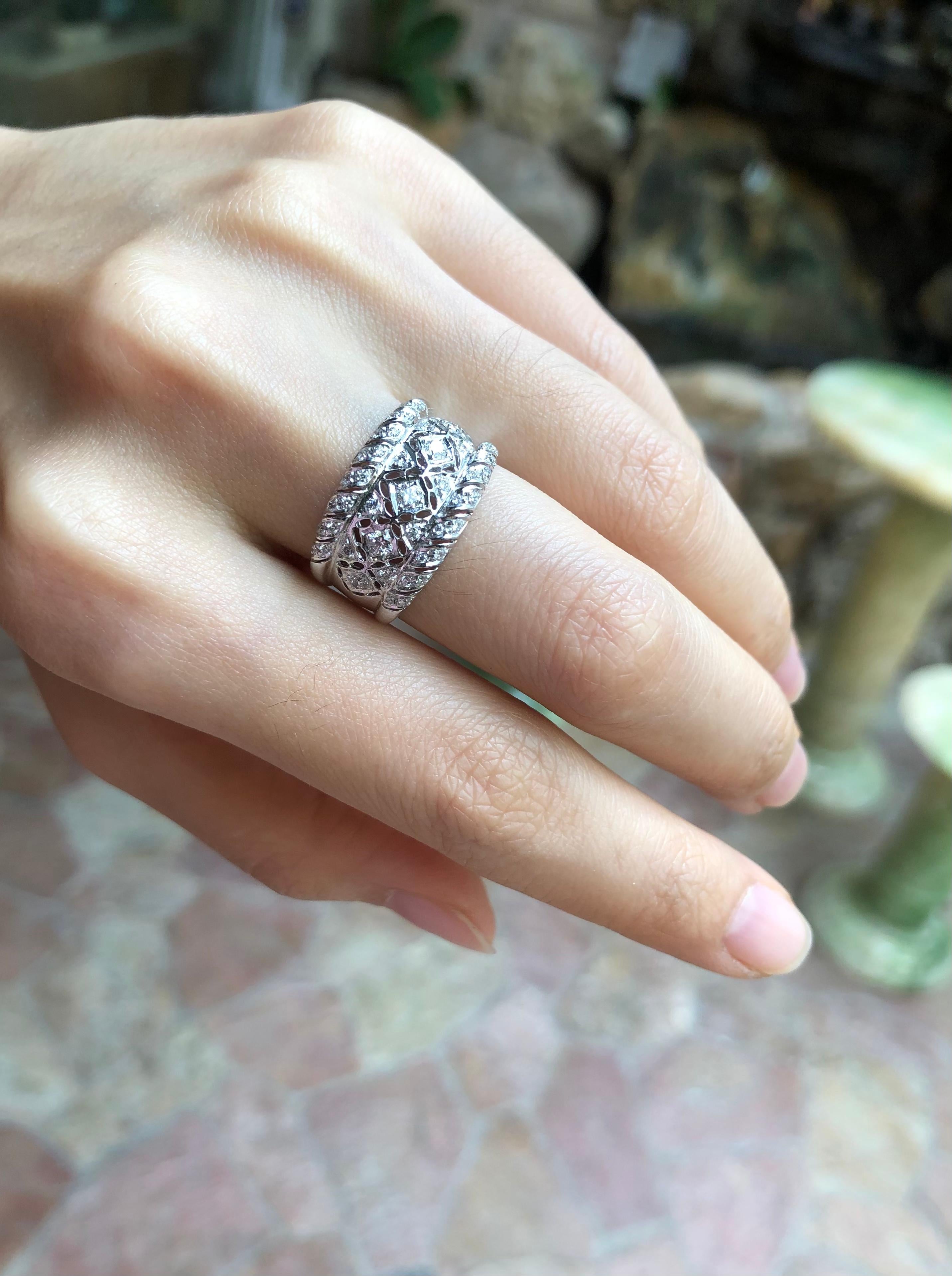 Mixed Cut Diamond Ring Set in 18 Karat White Gold Settings For Sale