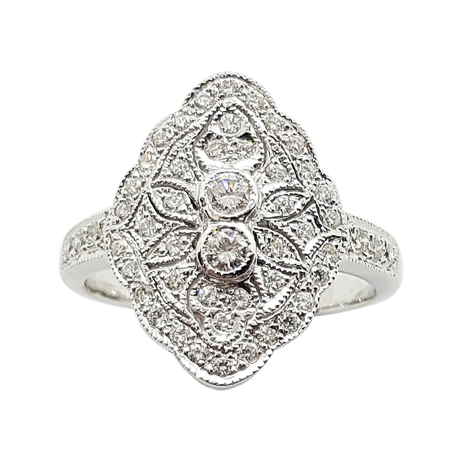 Diamond Ring Set in 18 Karat White Gold Settings For Sale