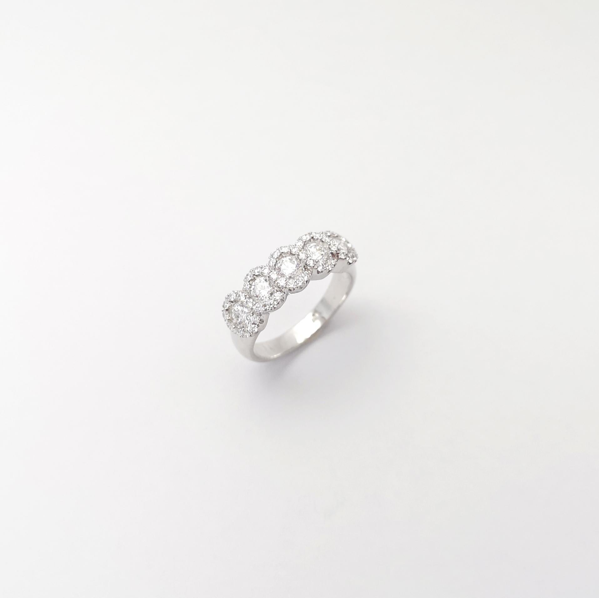 Anello con diamante incastonato in oro bianco 18 carati in vendita 5