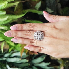 Diamond Ring set in 18K White Gold Settings