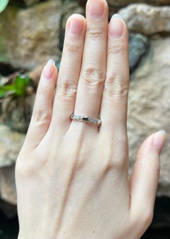 Diamantring aus 18 Karat Weißgold in Fassungen mit Diamanten