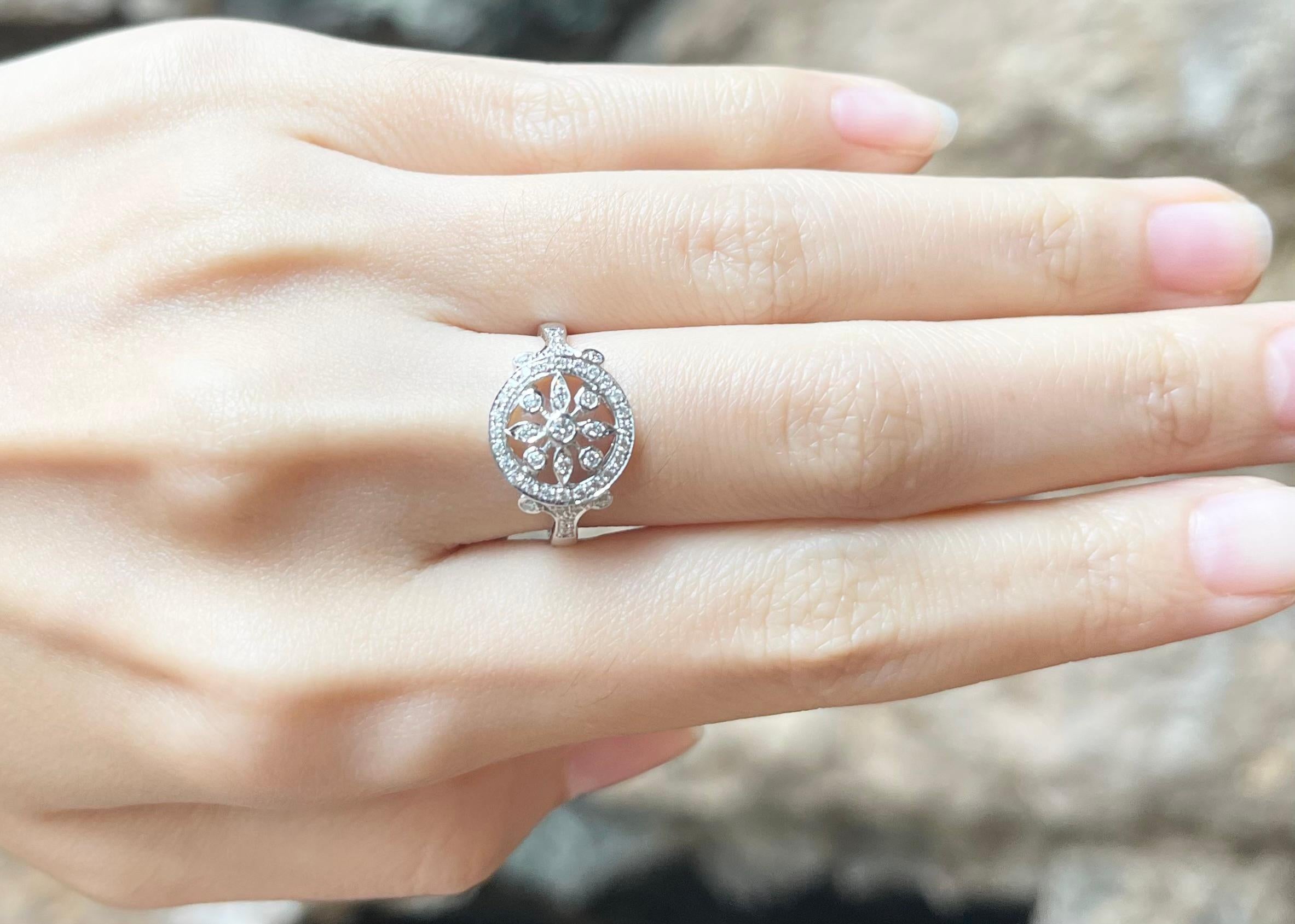 Art Deco Diamond Ring set in 18K White Gold Settings For Sale