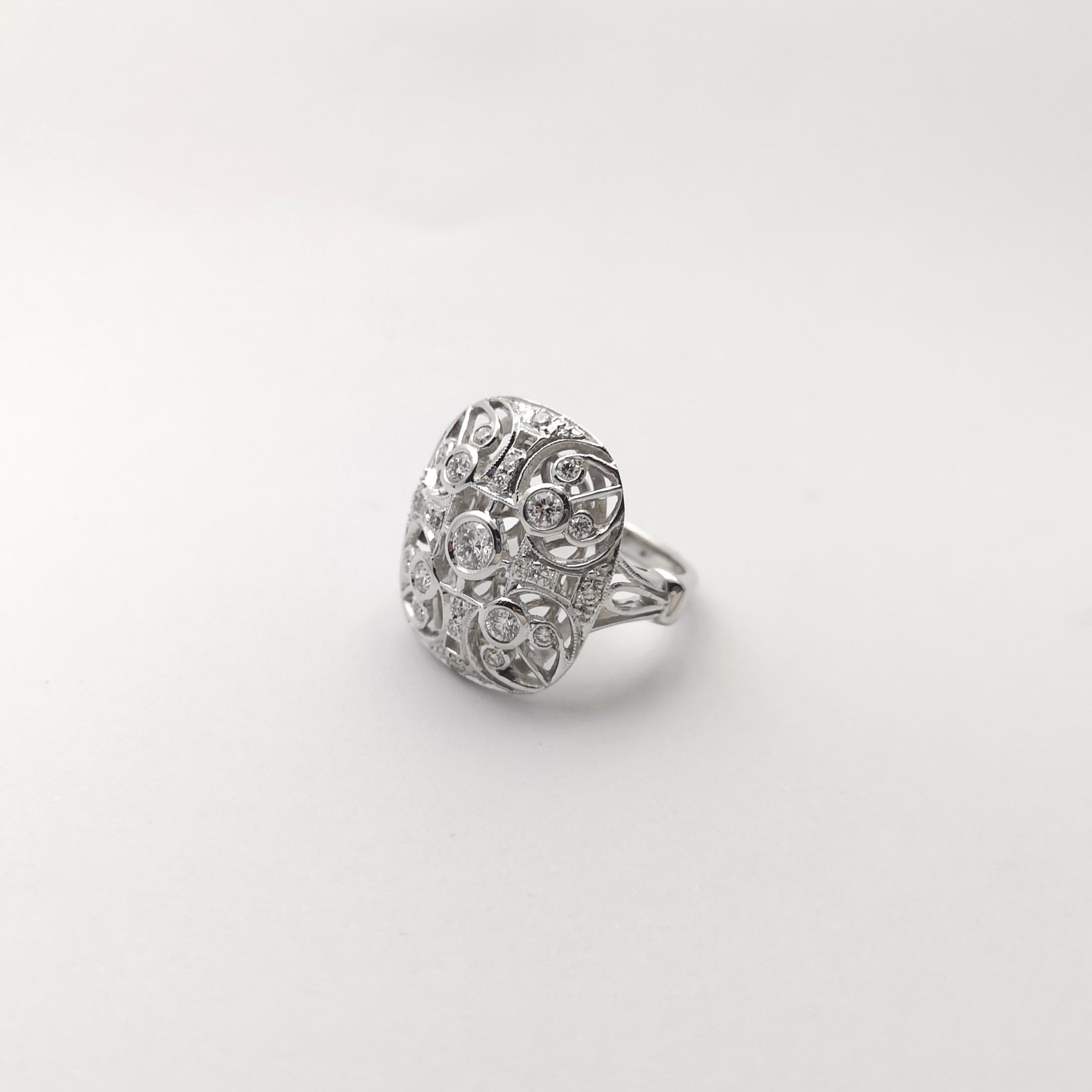 Anello con diamante incastonato in oro bianco 18 carati in vendita 3