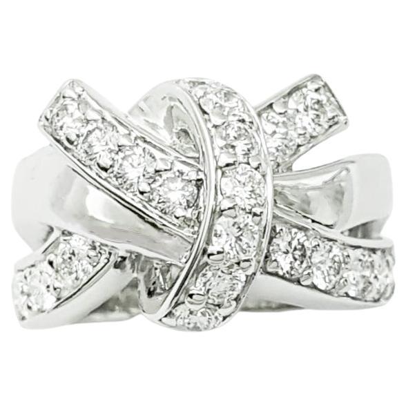 Diamond Ring set in 18K White Gold Settings