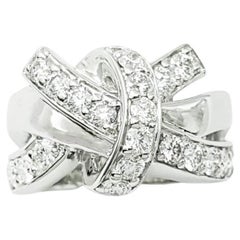 Diamond Ring set in 18K White Gold Settings