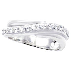 Diamond Ring set in 18K White Gold Settings