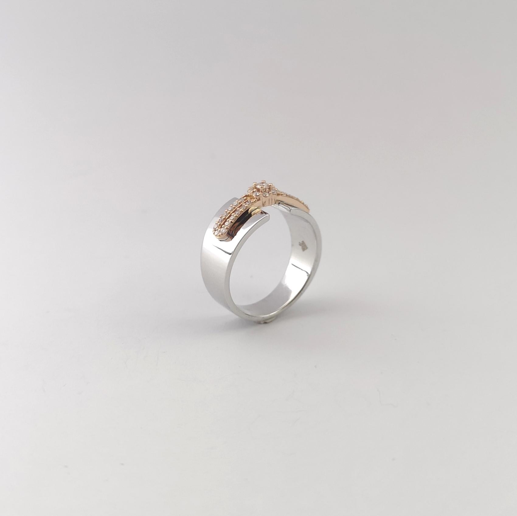 Bague en diamant serti dans des montures en or blanc/rosé 18K en vente 6