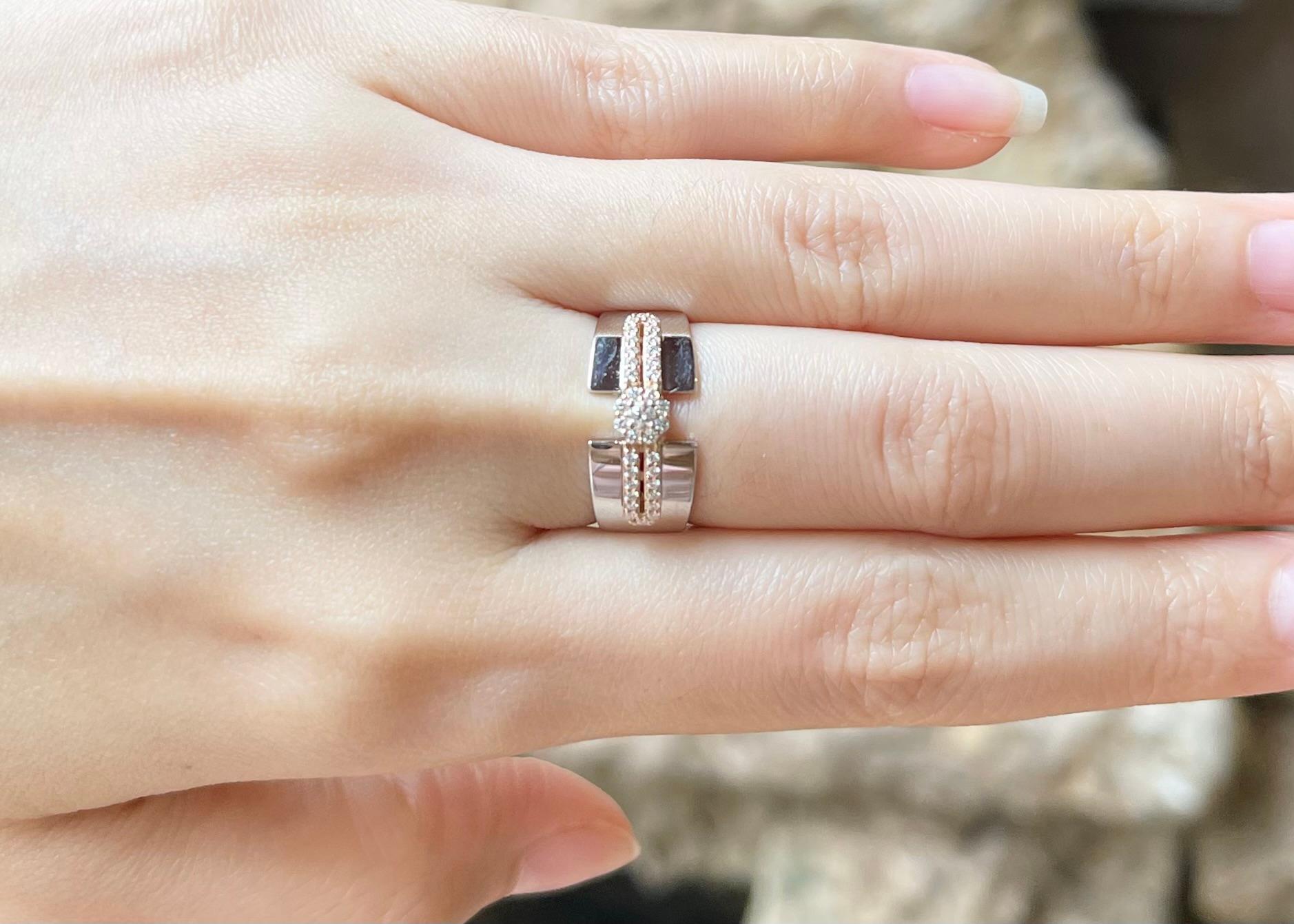 Contemporain Bague en diamant serti dans des montures en or blanc/rosé 18K en vente