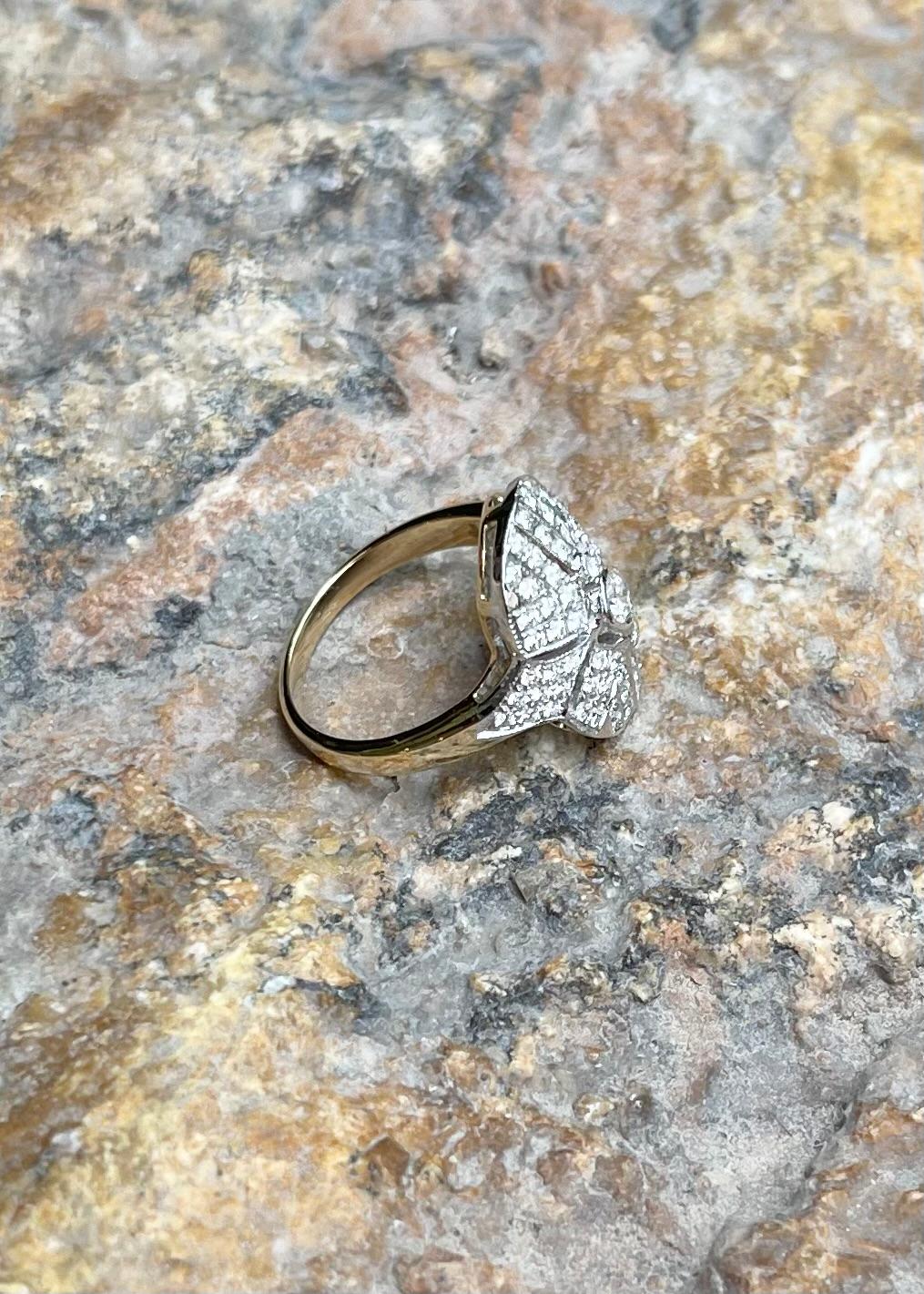 Diamantring in 18K Weiß/Gelbgoldfassung im Angebot 4