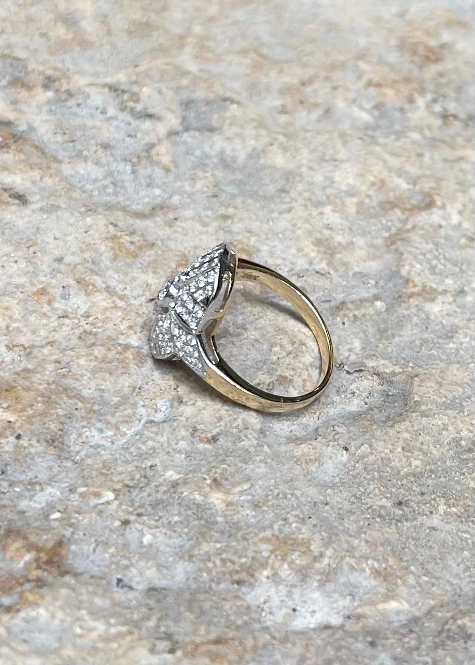 Diamantring in 18K Weiß/Gelbgoldfassung im Angebot 9