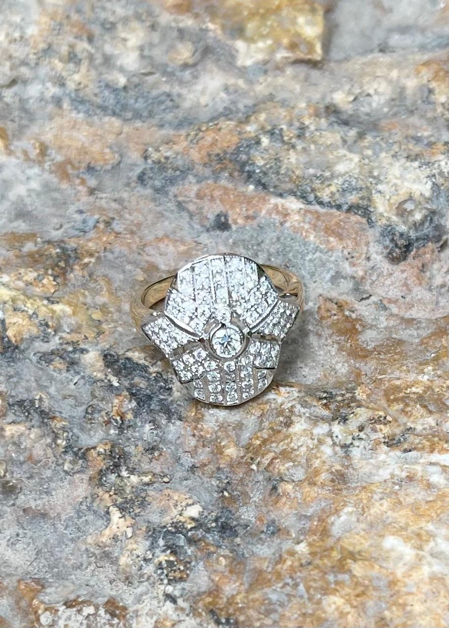 Diamantring in 18K Weiß/Gelbgoldfassung im Angebot 3