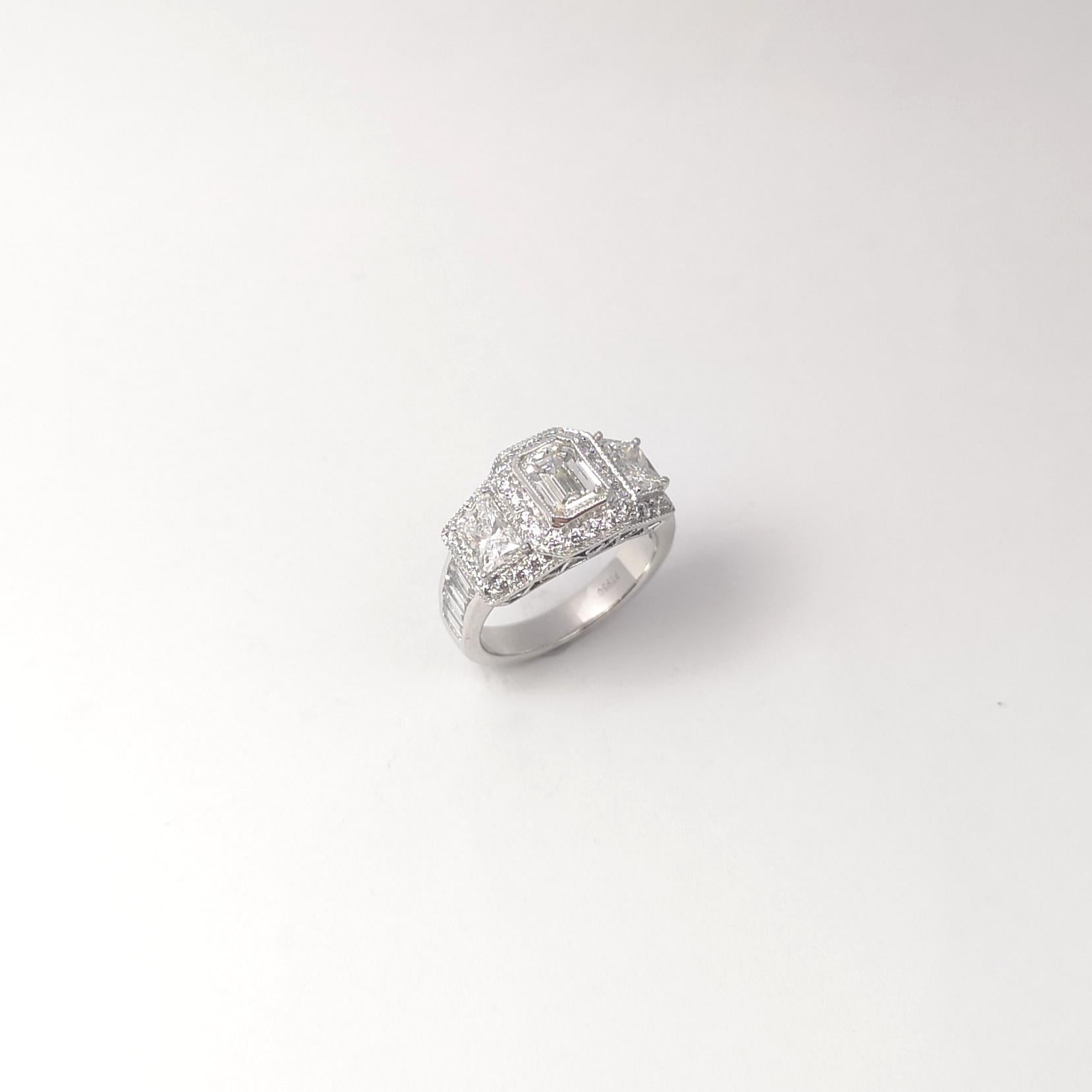 Anello con diamante incastonato in platino 950 in vendita 7