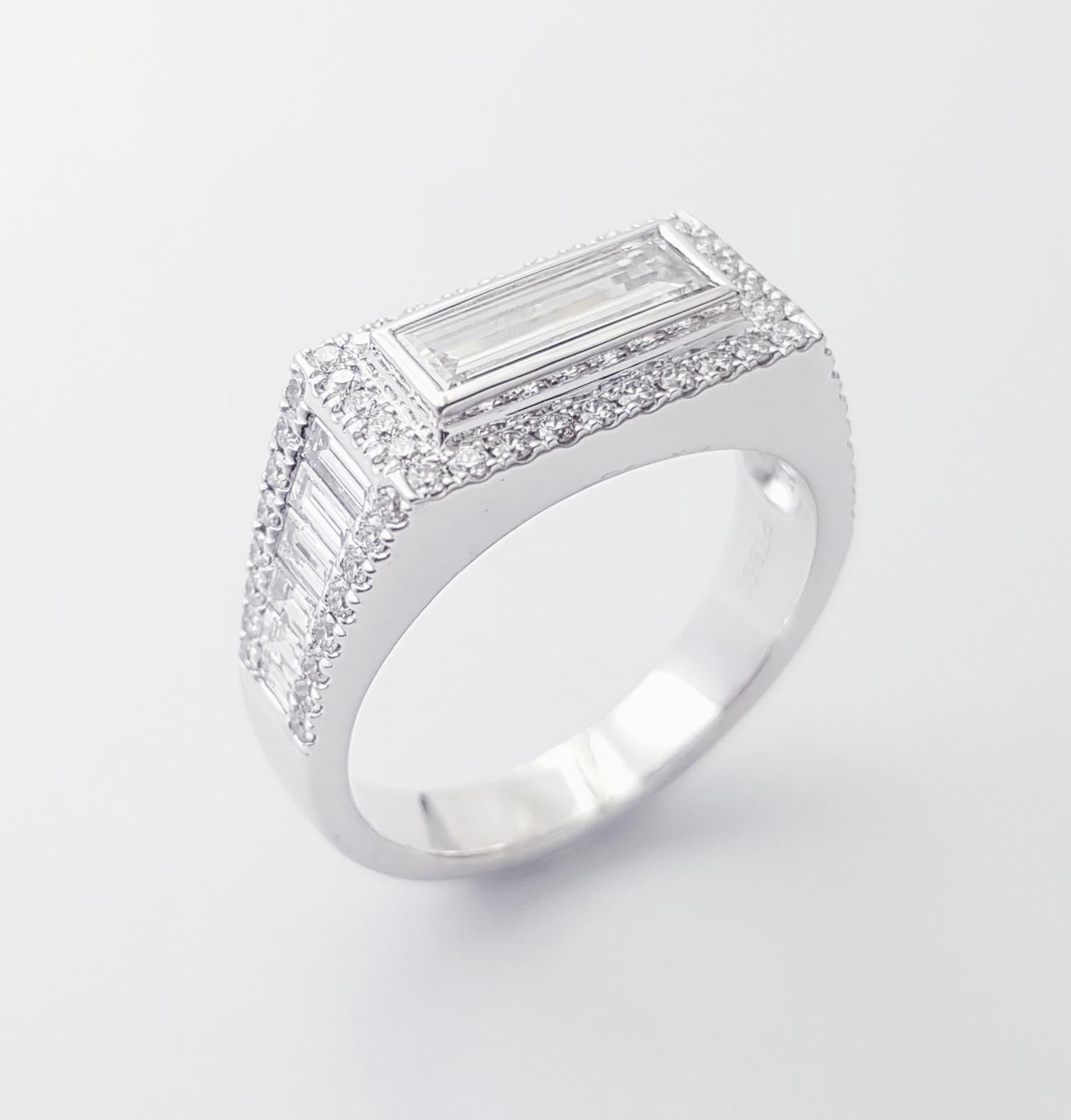 Anello con diamante incastonato in platino 950 in vendita 2