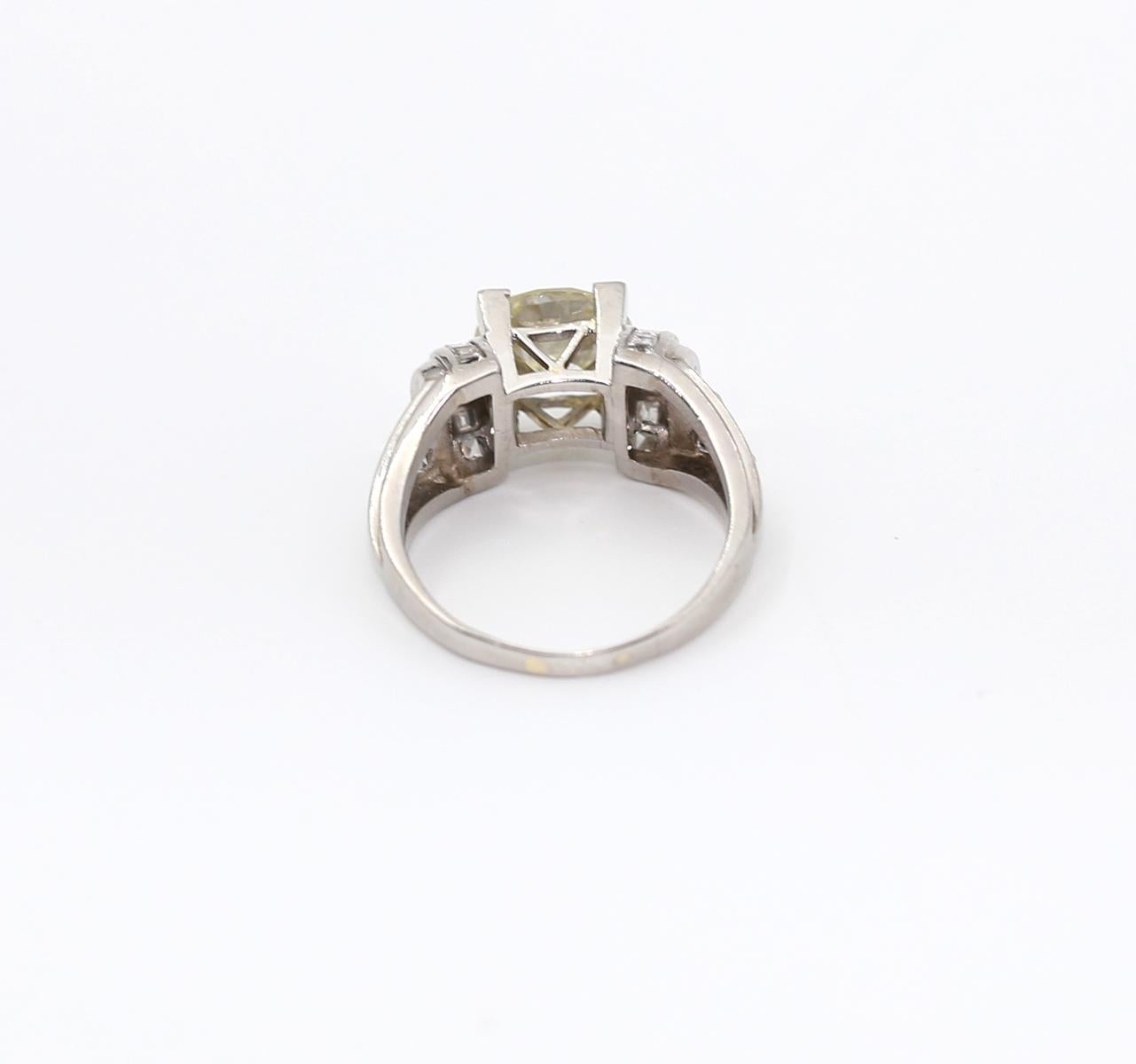 Old European Cut 2.75 Carats Diamond Ring White Gold 18K Certified, 1920 For Sale