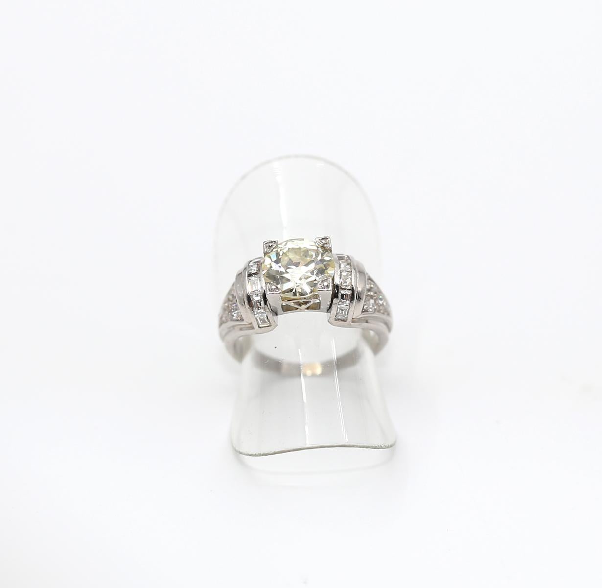 Women's 2.75 Carats Diamond Ring White Gold 18K Certified, 1920 For Sale