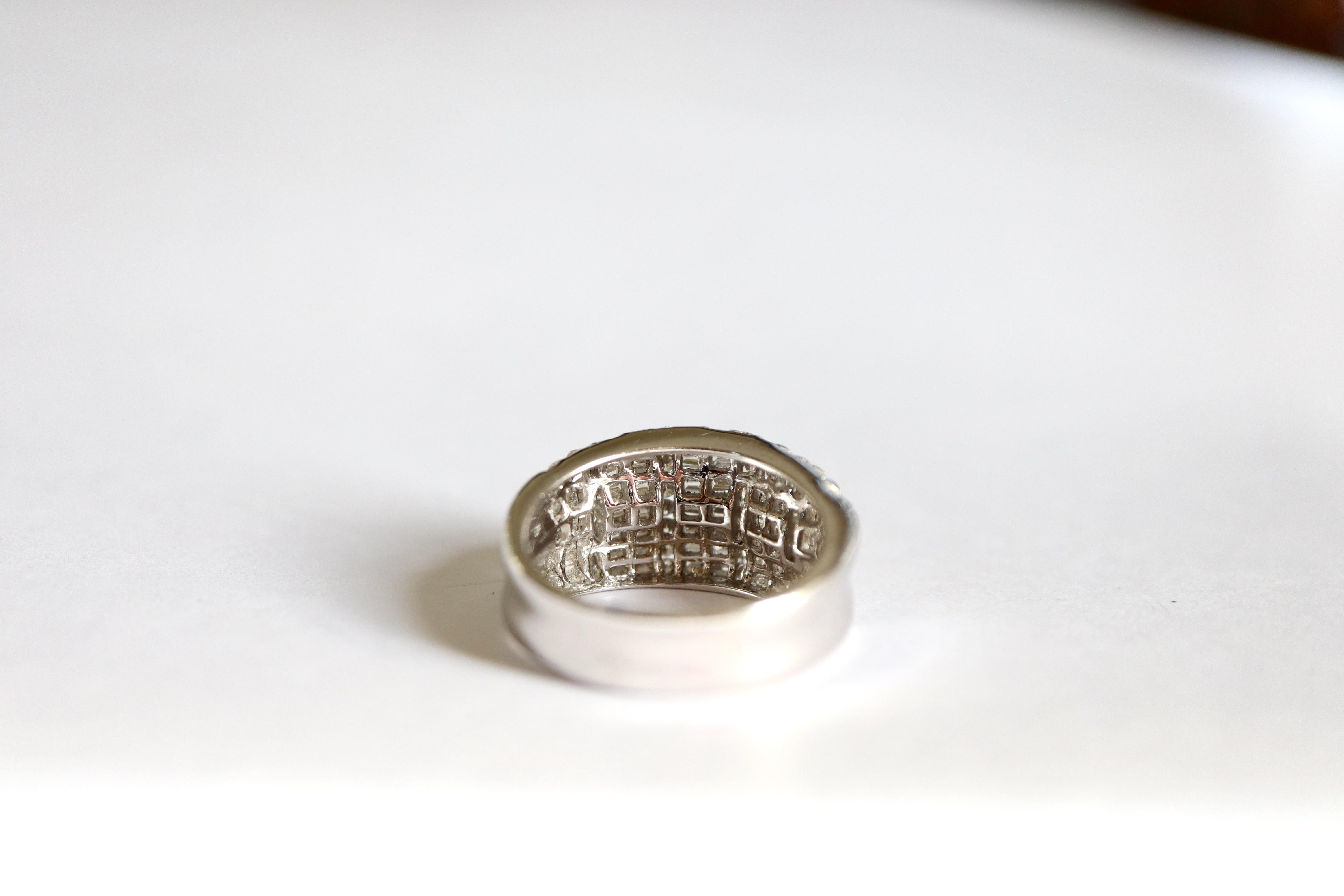 Diamantring mit 1,5 bis 2 Karat Diamanten im Zustand „Gut“ im Angebot in Paris, FR