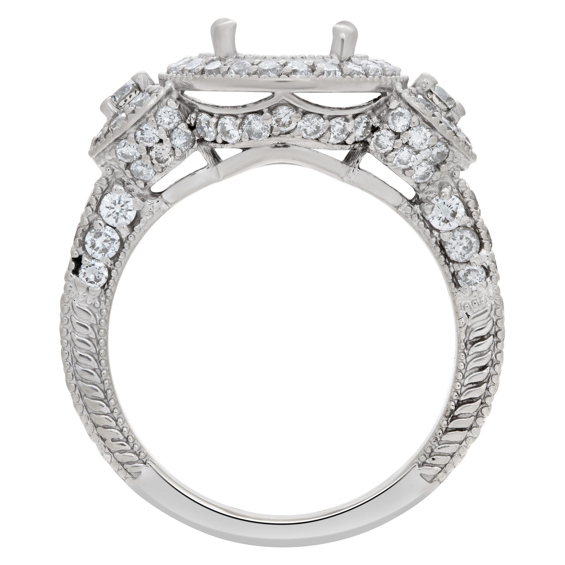 1 carat round cut diamond ring