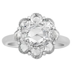 Anello con diamante e disegno floreale, 1,90 carati