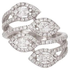 Anillo de Diamantes con Engaste Precioso en Oro de 18k