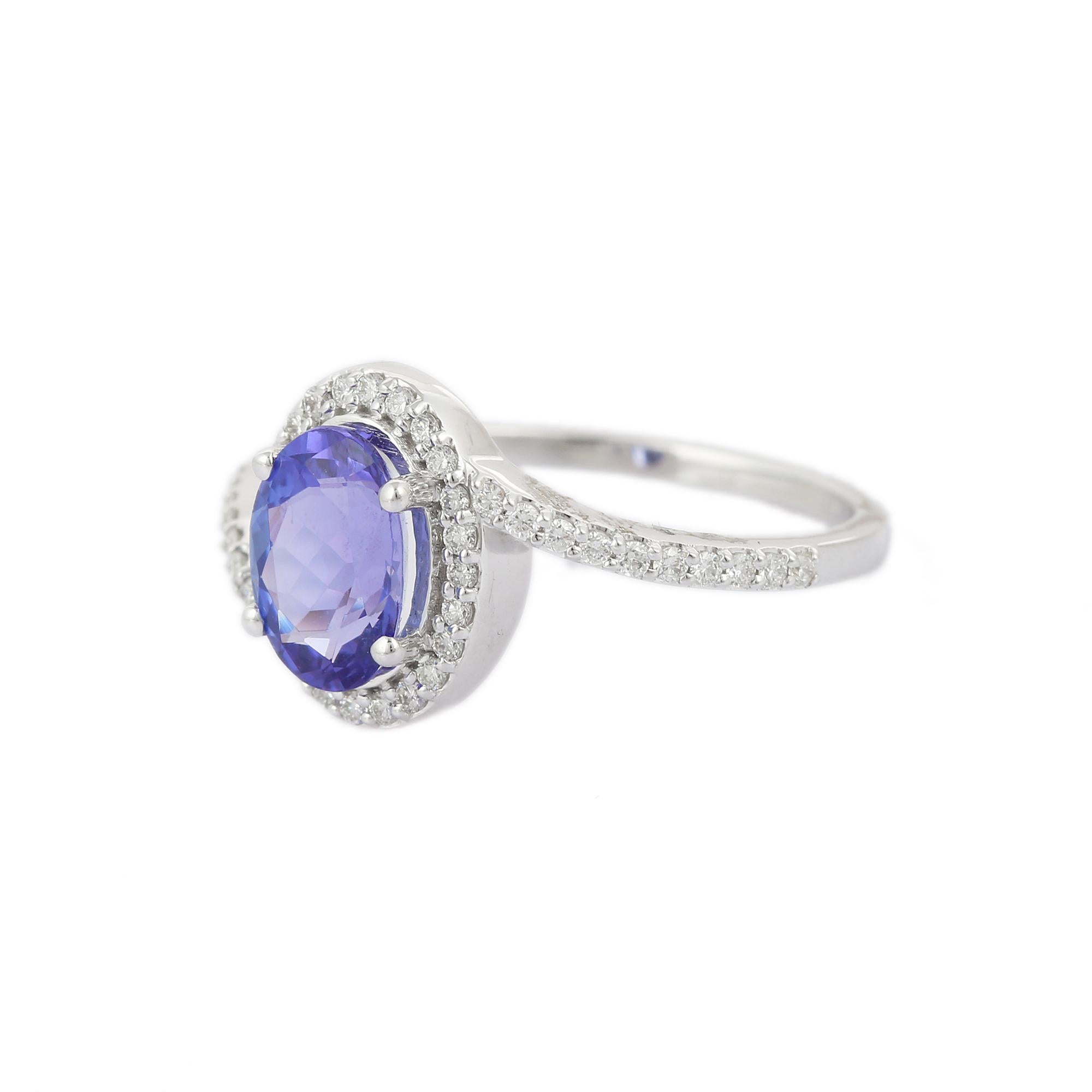 For Sale:  Diamond Ring with Tanzanite in 18K White Gold 2