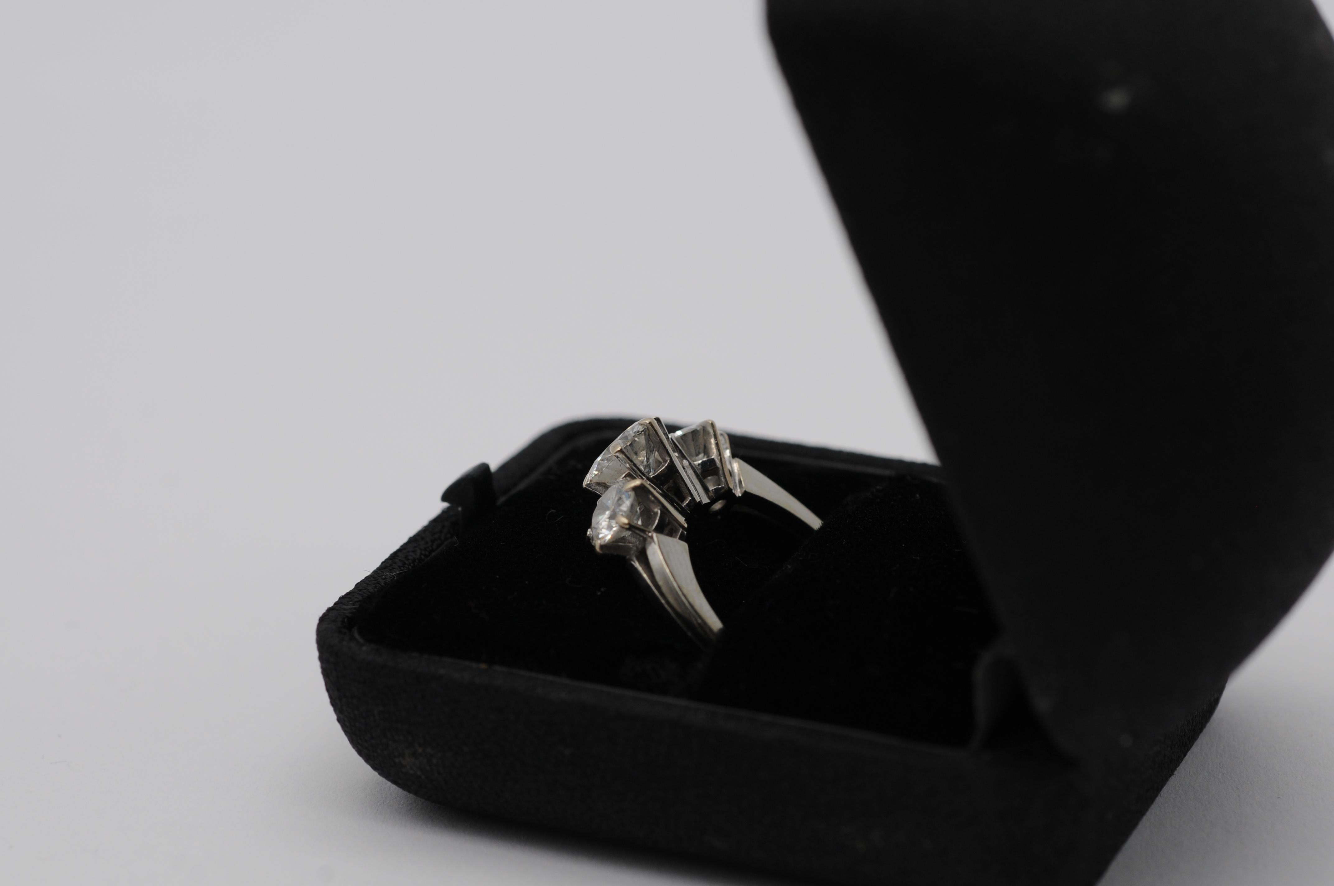Anello con tre diamanti IF (internally flawless), colore:F in vendita 8