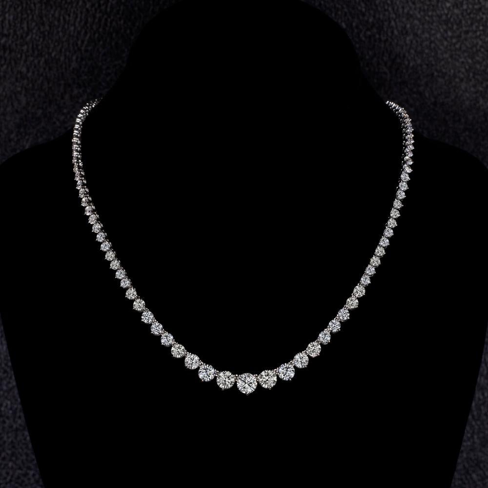 Modern Diamond Three Claws 18 Carat White Gold Tennis Line Necklace MADE IN ITALY For Sale