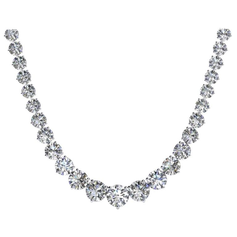 Diamond Riviera Three Claws 18 Carat White Gold Tennis Line Necklace 18 Kt For Sale