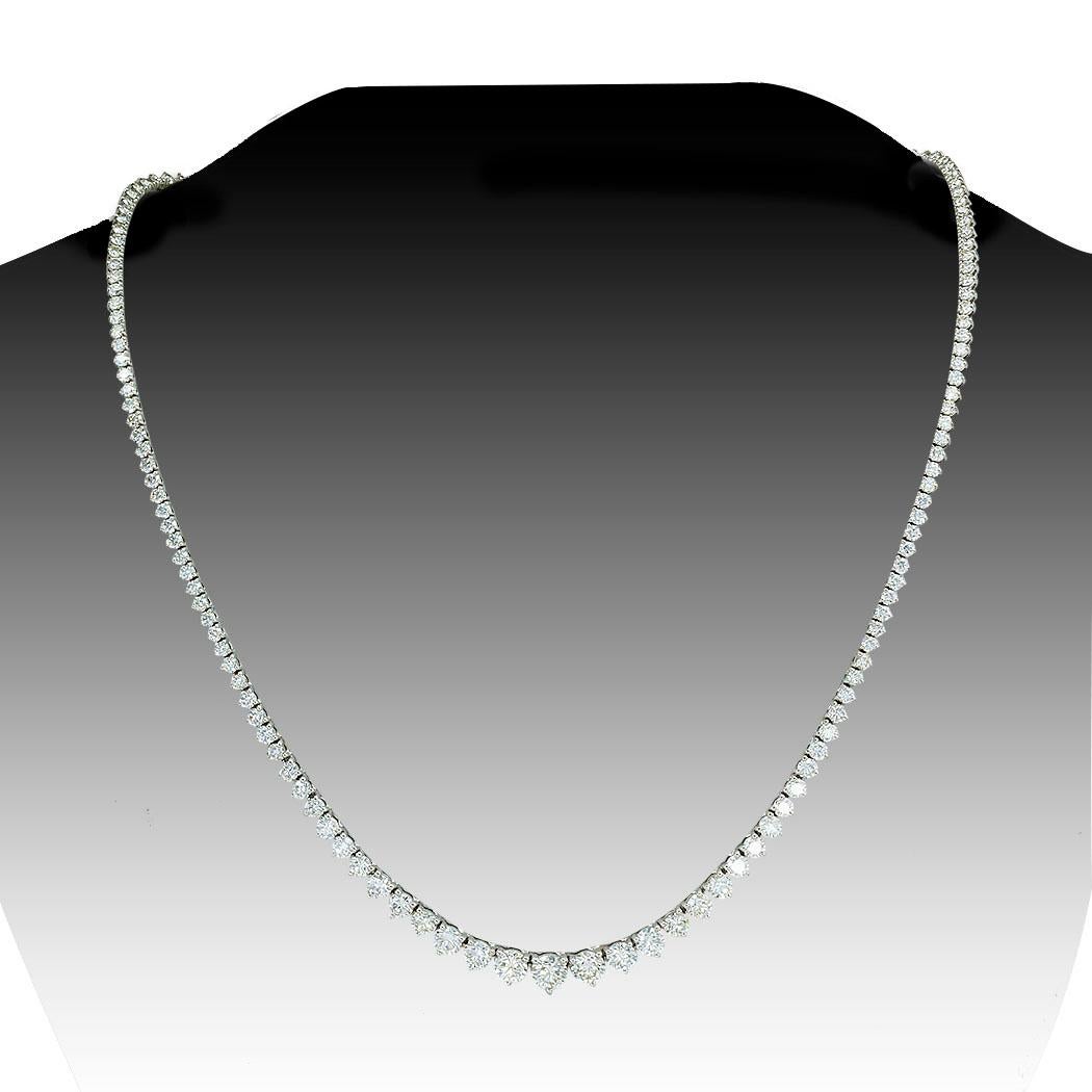 8.50 carats of diamonds and white gold estate Riviere necklace.  *

ABOUT THIS ITEM:  #N-DJ78A. Scroll down for specifications.  A diamond Riviere necklace in jewelry attire is an essential component in much the same way that a pair of shoes, a