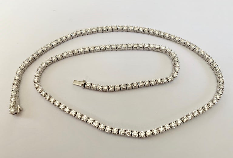 Diamant- Rivière-Halskette von Bucherer mit Diamanten im Angebot bei 1stDibs