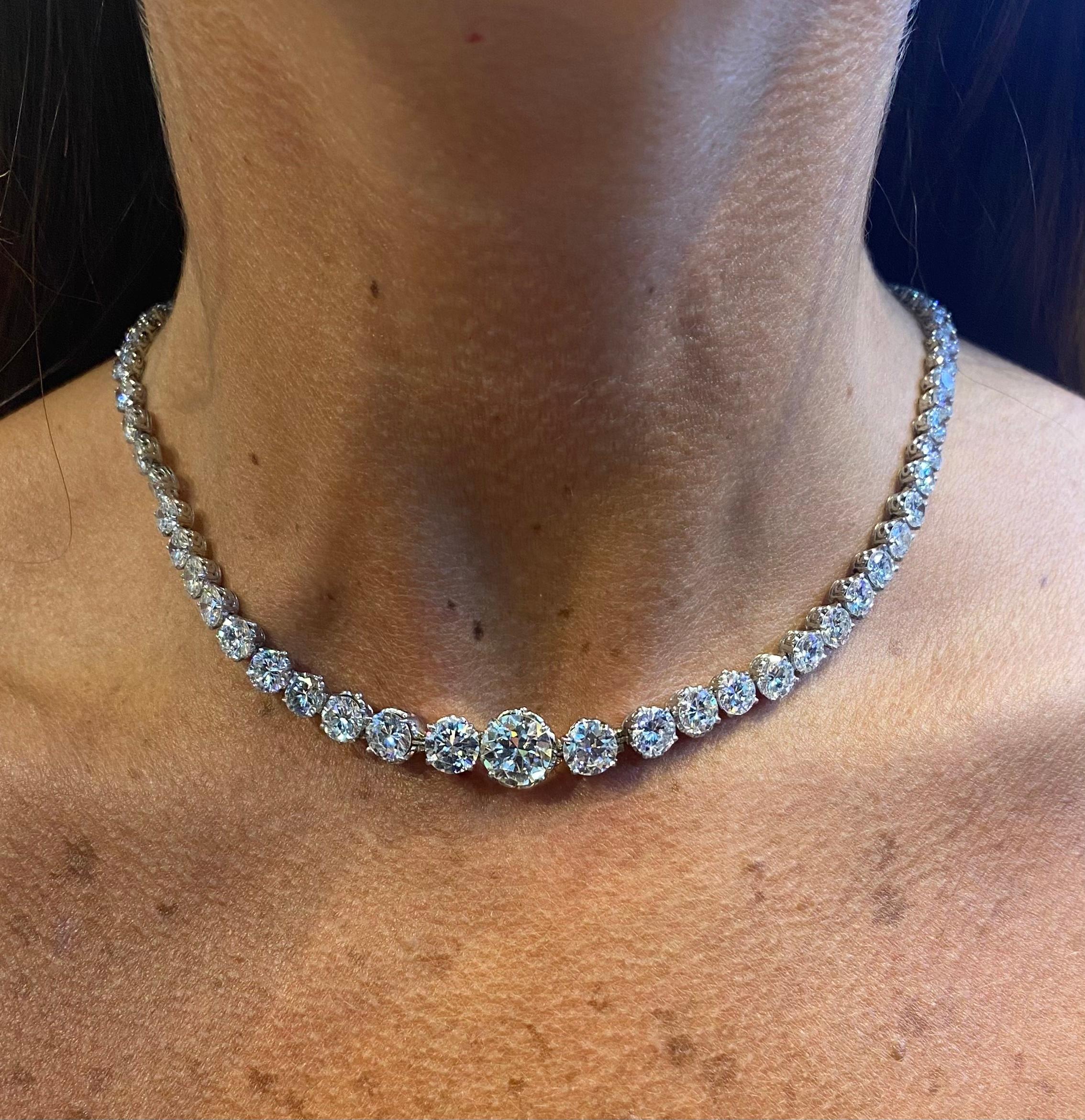 Round Cut Diamond Rivière Necklace For Sale