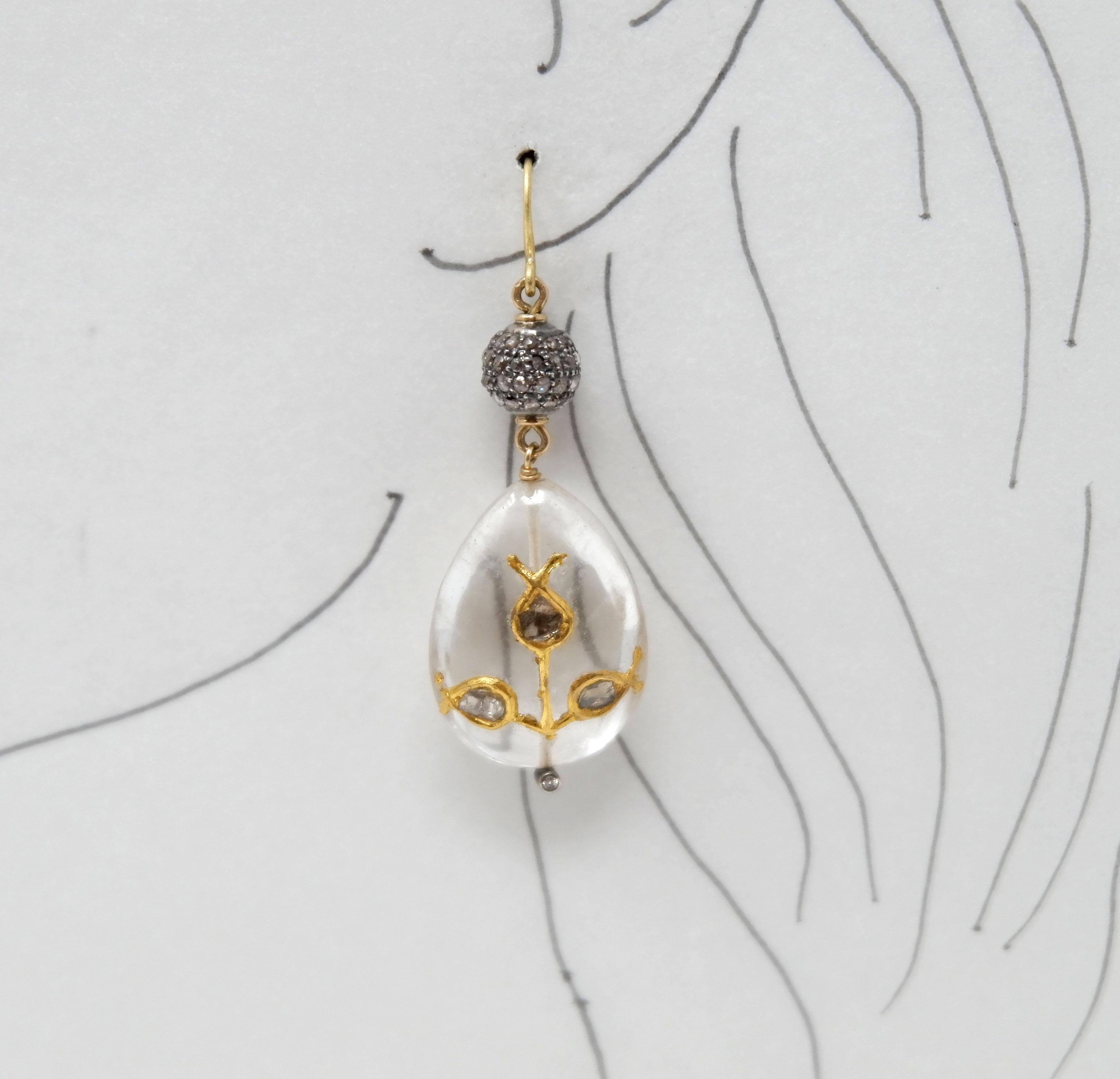 Diamond Rock Crystal 18 Karat Gold Drop Earrings In Good Condition For Sale In London, Stockholm