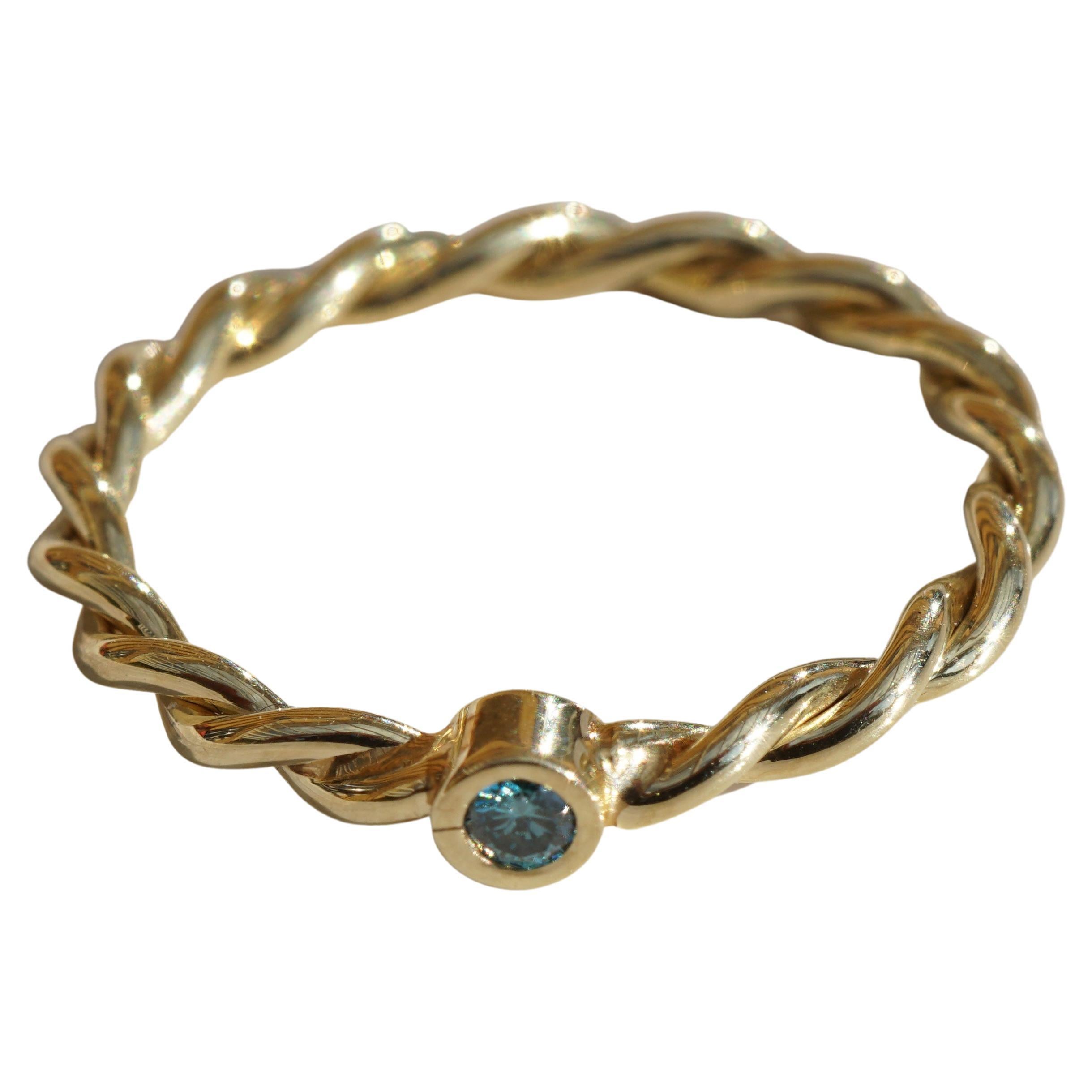 Diamond Rope Ring with Magic Blue Diamond Goldsmith Workmanship Bridal Ring For Sale