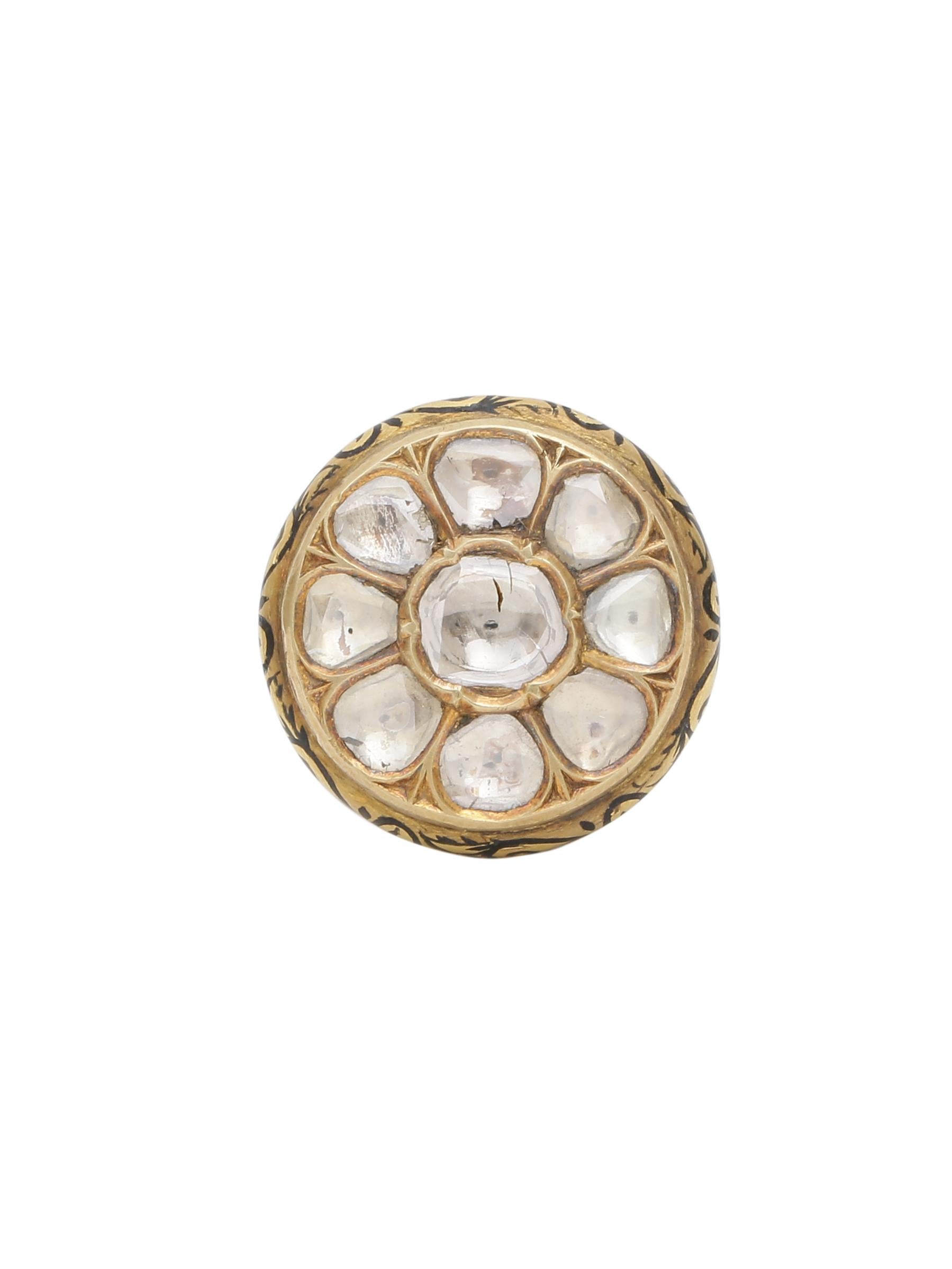 A beautiful ring with Flat Rose cut diamonds and intricate enamel work on the side and the back.
These Flat Diamonds are called 