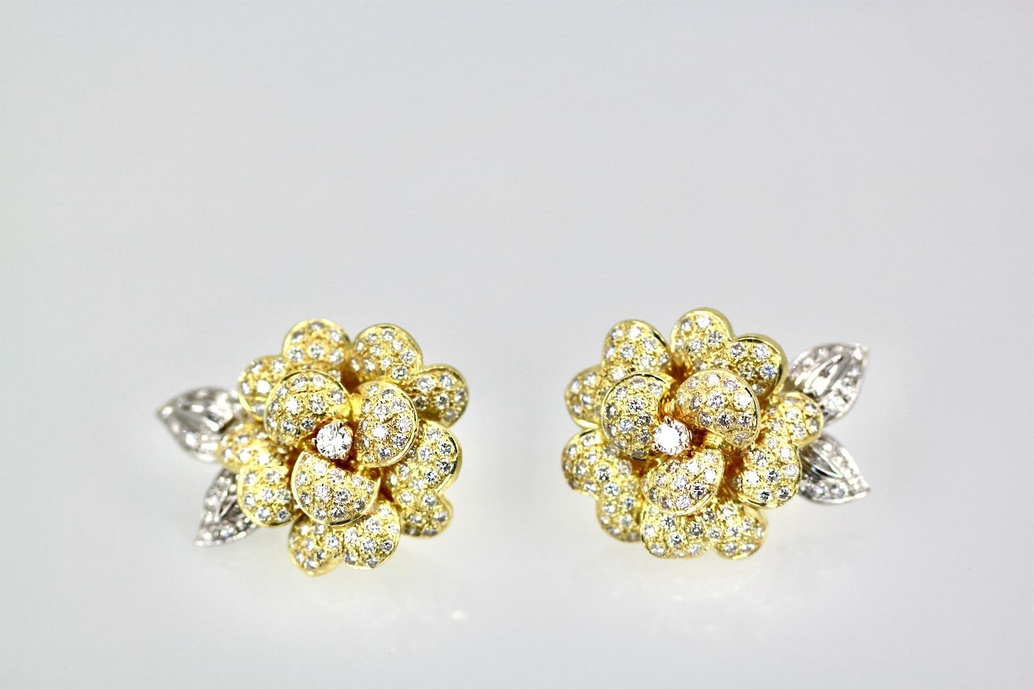 Diamond Rose Earrings Large Yellow Gold 14K For Sale 4