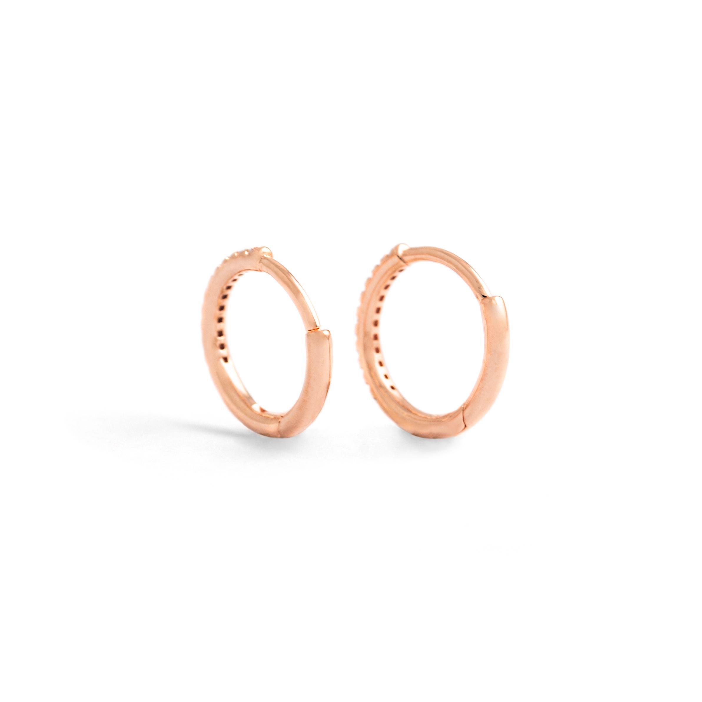 Diamond Rose Gold 18K Hoop Earrings In New Condition For Sale In Geneva, CH