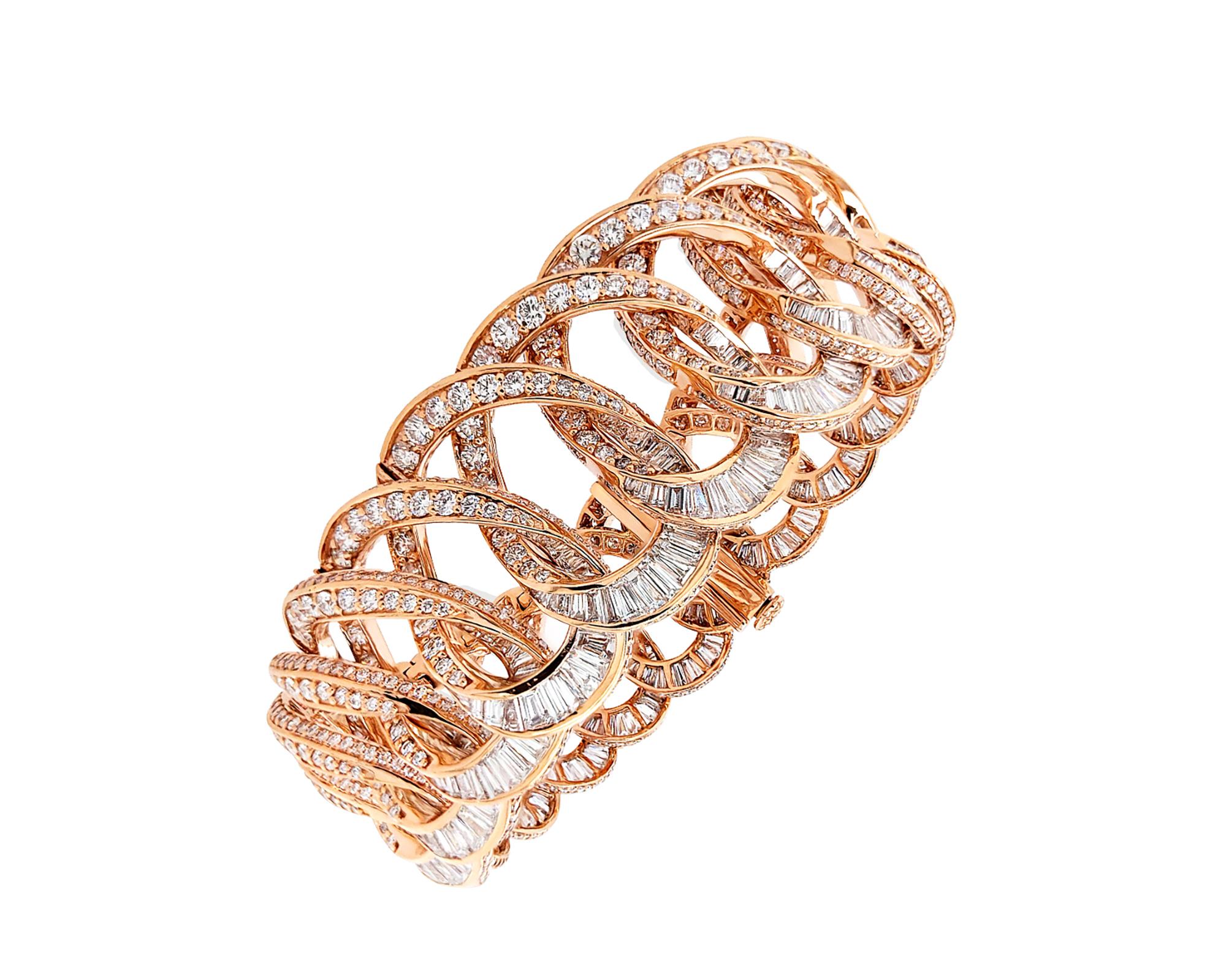 Spectra Fine Jewelry, Diamond Rose Gold Link Bracelet In New Condition For Sale In New York, NY