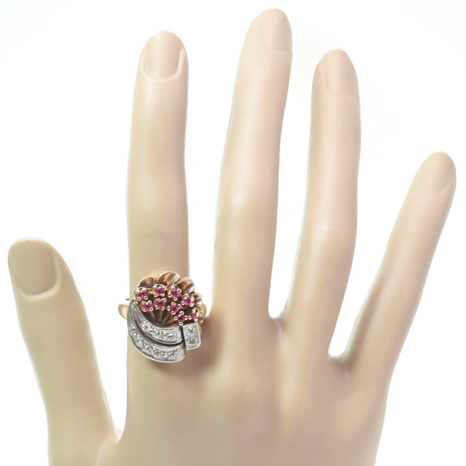 Bague Bouquet de fleurs en or rose et platine avec diamants Pour femmes en vente