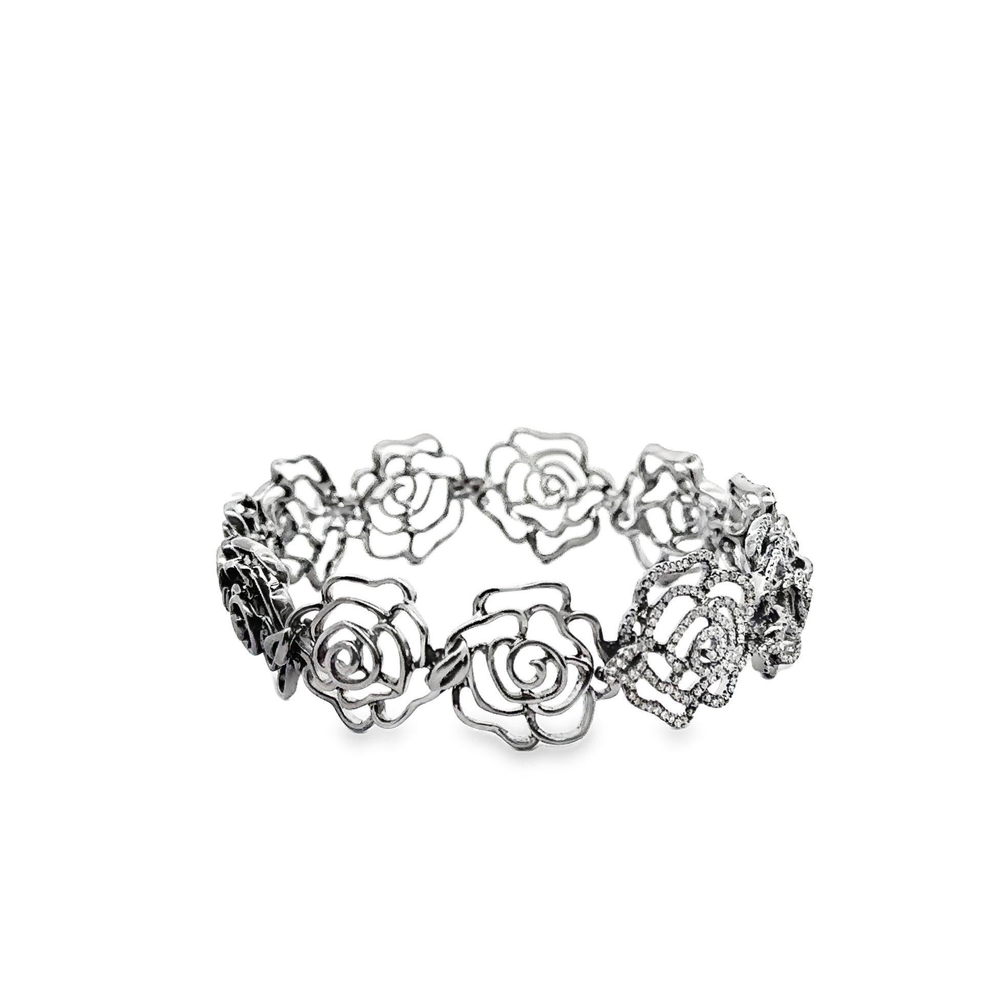 Contemporain Bracelet à maillons roses en or 18 carats et rhodium en vente