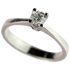 Bague de fiançailles solitaire de mariage en or 18 carats avec diamants ronds certifiés AIG