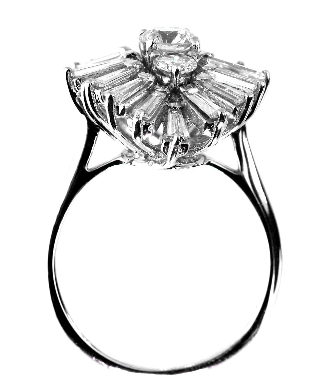 Diamond Round and Baguette Cocktail Cluster 3-Stone Ring in 18 Karat White Gold For Sale 1
