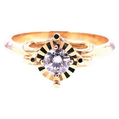 Diamond Round Brilliant Cut Silvery Grey Solitaire 18 Karat Yellow Gold Ring